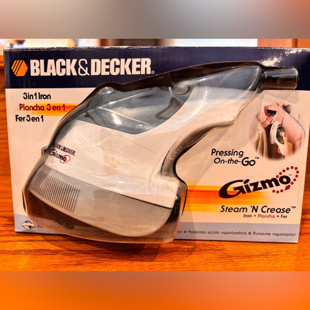 Black & Decker Gizmo Steam 'N Crease Handheld Iron - White & Black, in box